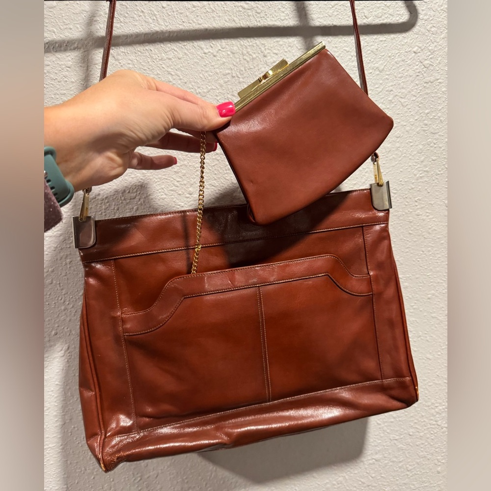 Vintage Lou Taylor leather purse